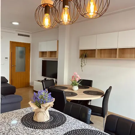 Piso Muy Cerca De La Playa Con Parking Apartman *